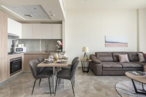 Frank Porter - Majestique Residence 2